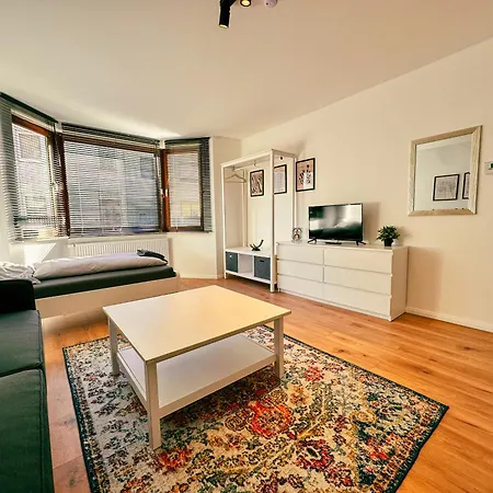 Ochtum Living - Self Check-in Mit Smart-tv, Zentral, Wlan, Balkon Apartment