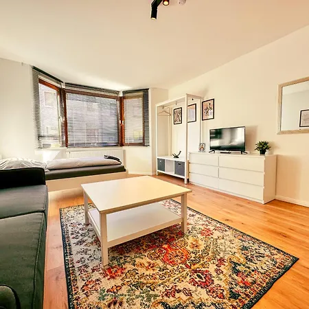 Ochtum Living - Self Check-in Mit Smart-tv, Zentral, Wlan, Balkon Apartment Bremen
