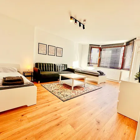 Apartment Ochtum Living - Self Check-in Mit Smart-tv, Zentral, Wlan, Balkon