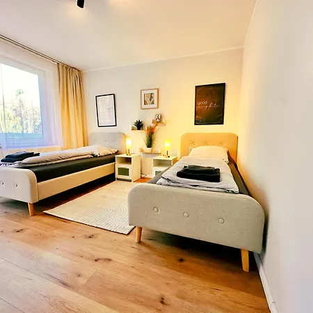 Apartment Ochtum Living - Self Check-in Mit Smart-tv, Zentral, Wlan, Balkon